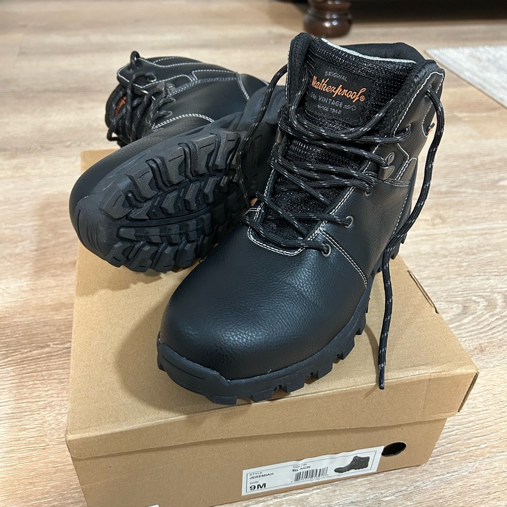 Weatherproof New black men’s shoes, size 9
